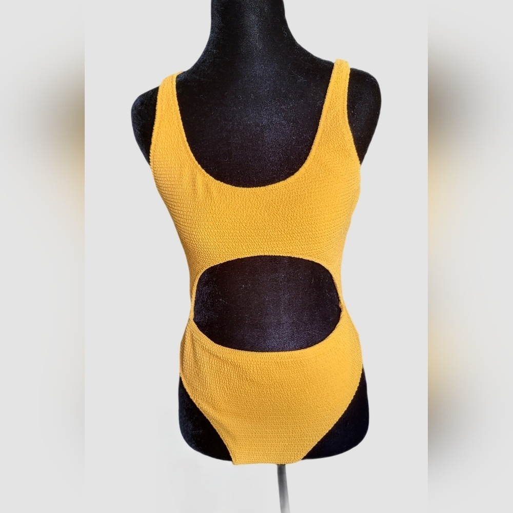 One Piece Cut Out Swimsuit Size M